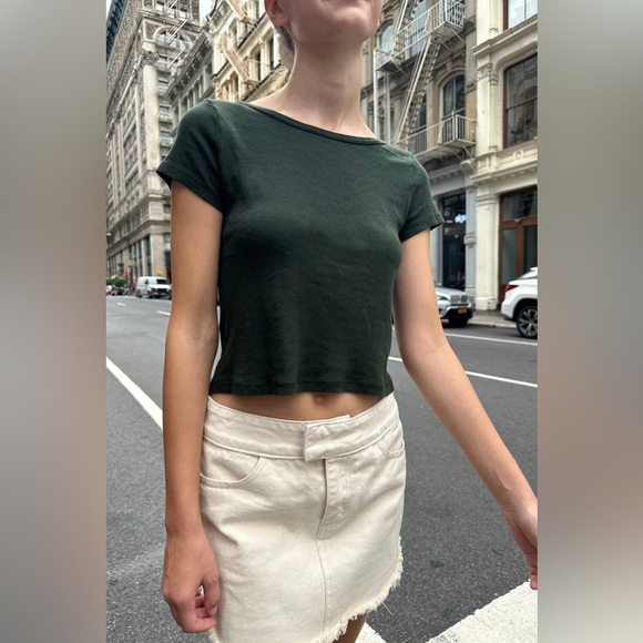 Brandy melville green Elodie top - Picture 3 of 5